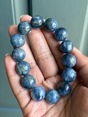 HQ Chunky Kyanite Crystal Bracelet 15.7mm